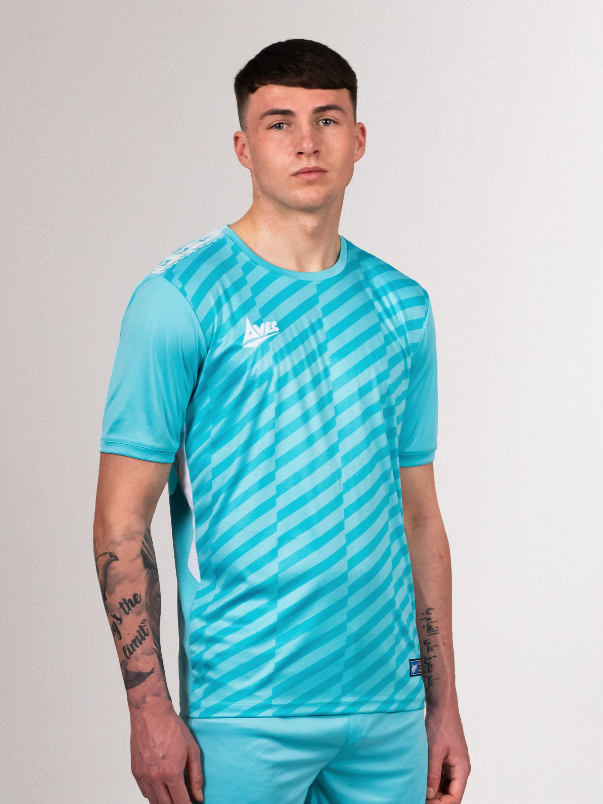 picture of evolve pro 3 jersey - hyper blue