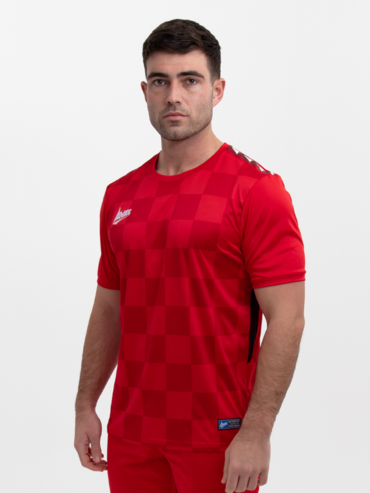 this two-tone red football shirt features a chequered design.