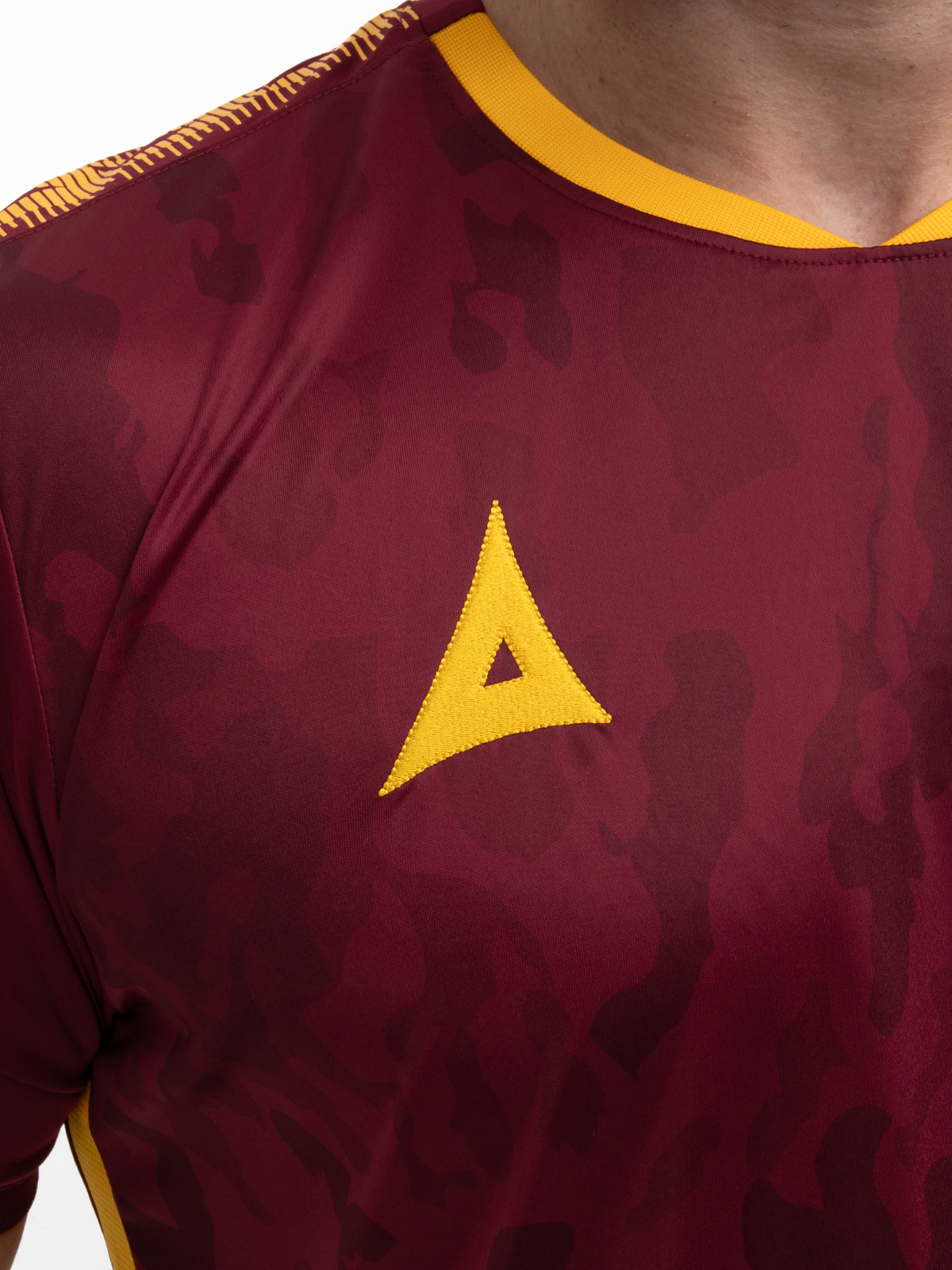 picture of pro intent jersey - claret/amber