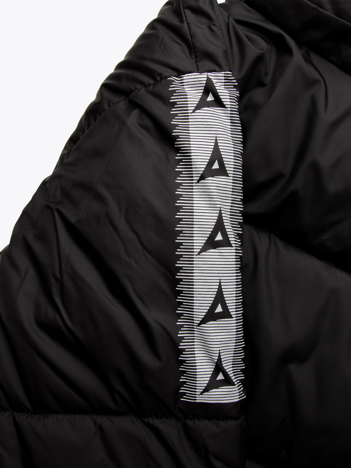 picture of evolve pro padded bench jacket - black