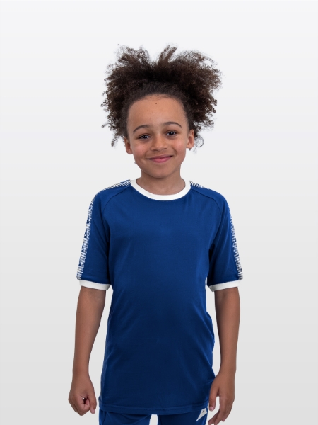 A Junior Model stood wearing the Avec Evolve Navy T-Shirt