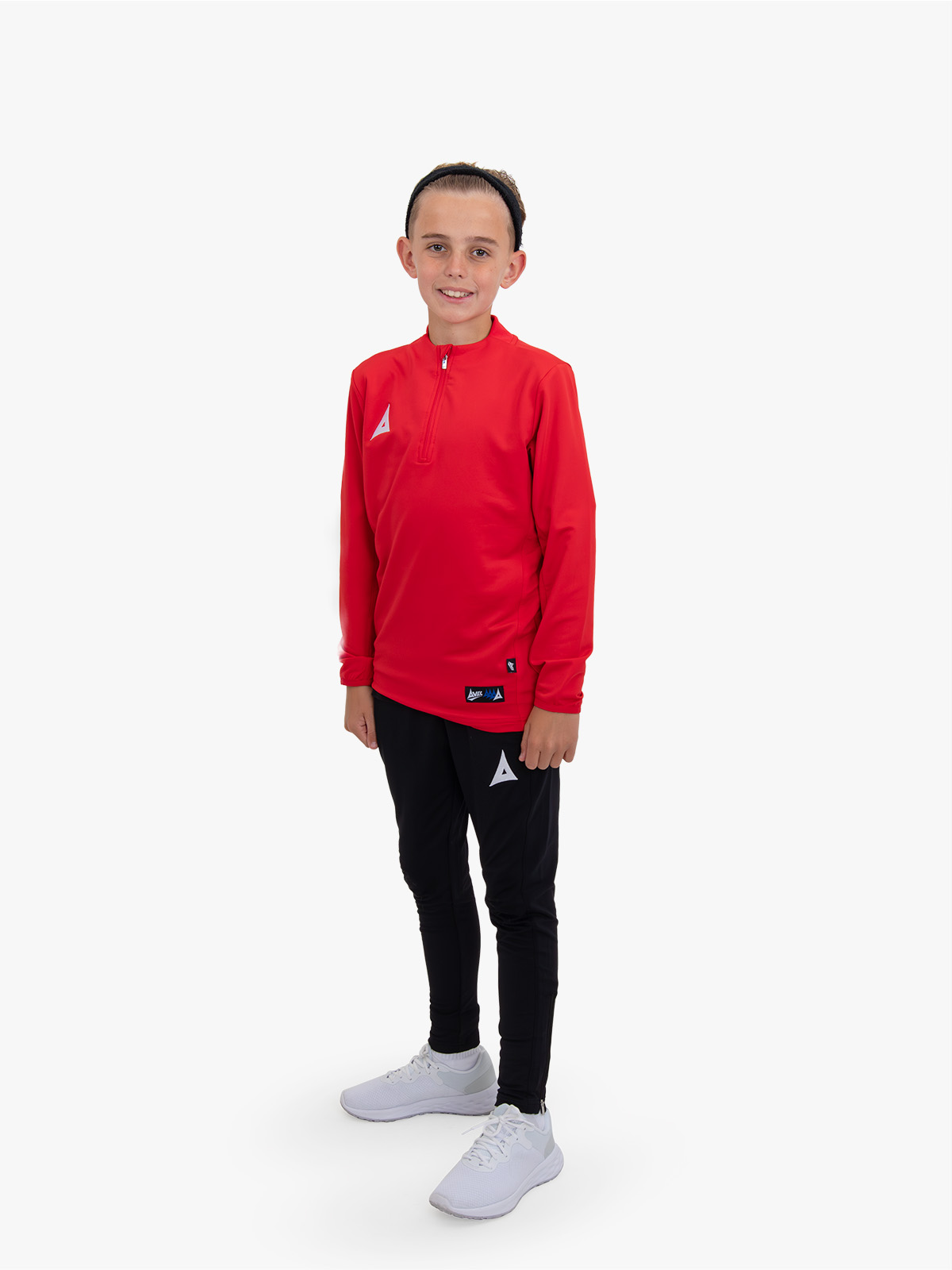 avec focus 2 red tech overlay worn by junior model – full body shot