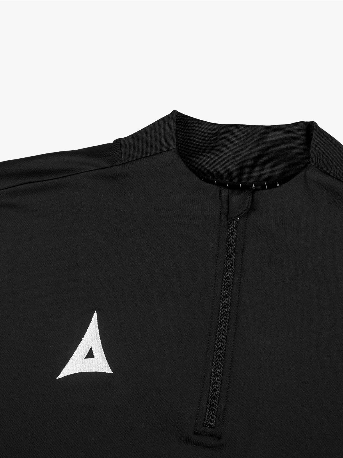 avec focus 2 black tech overlay - collar