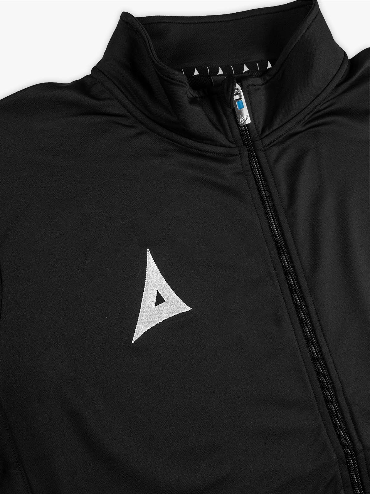 avec focus 2 black track jacket – collar