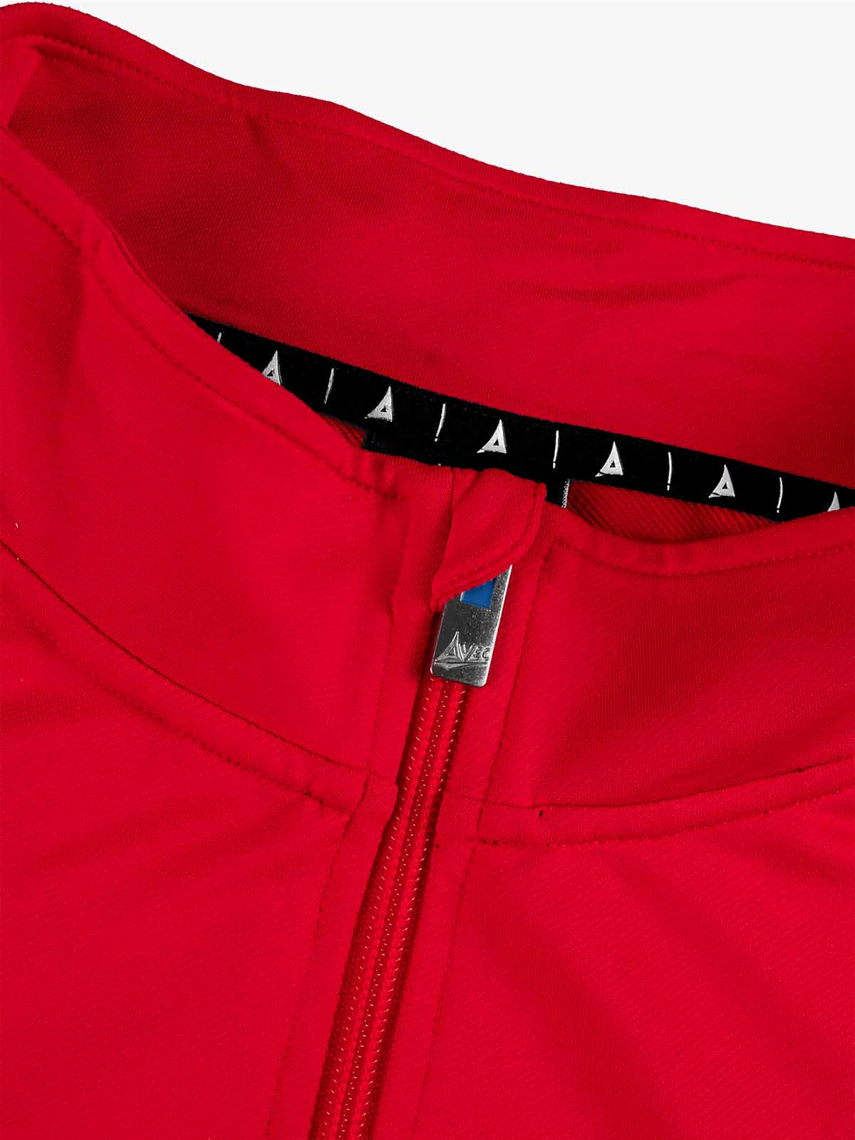 avec focus 2 red track jacket – authentic sportswear id label