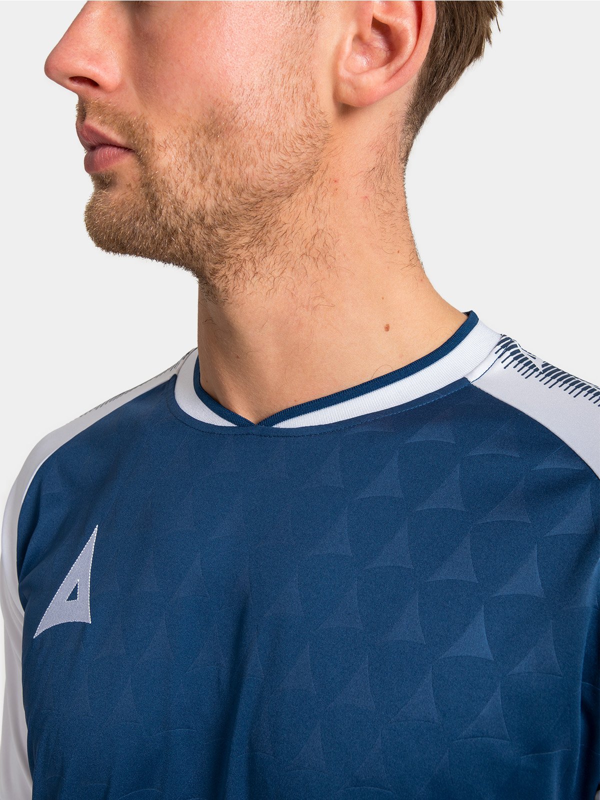 interior view of the navy and white heritage neckline showing the premium internal branding.