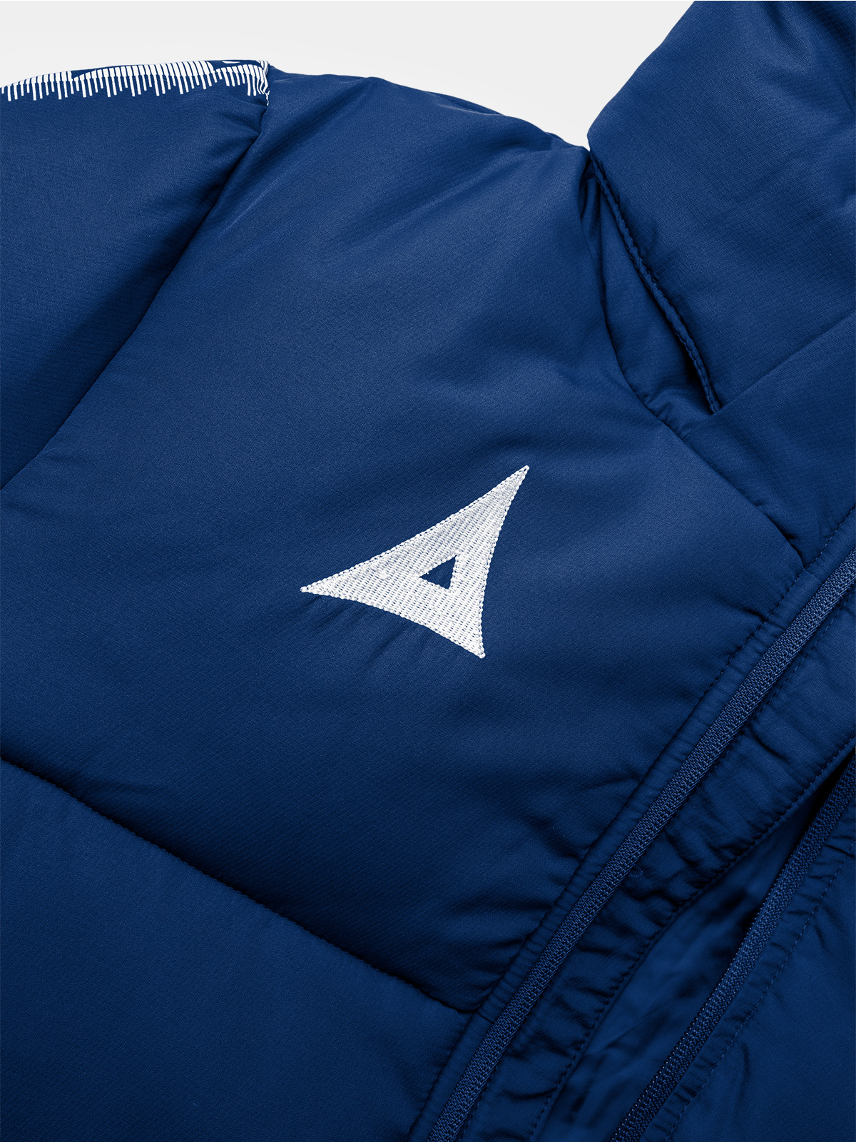 avec evolve pro padded jacket in navy – embroidery