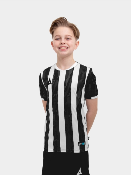 	A child in a Black and white stripe shirt that has a camo pattern