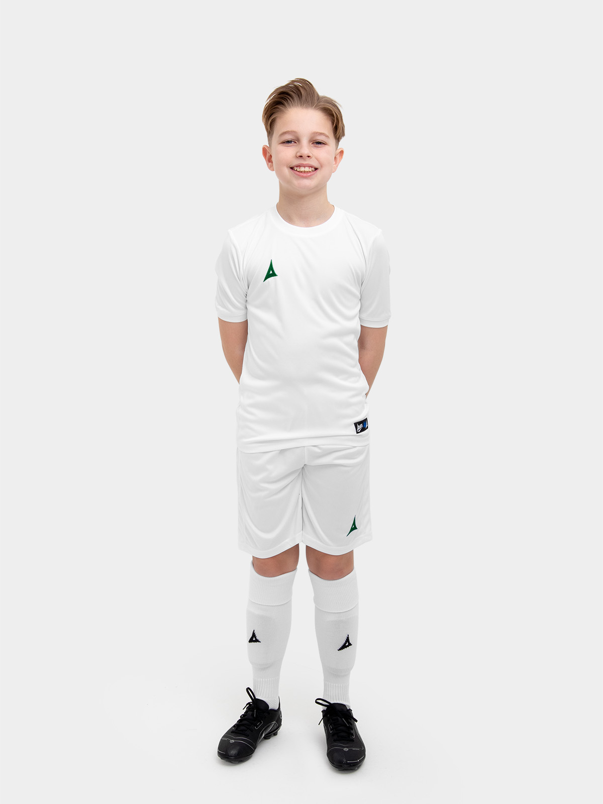picture of focus 2 classic short - white/green