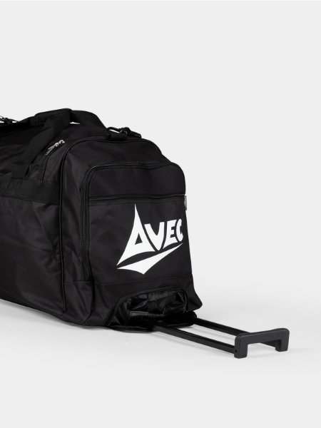 	Detail of sturdy pull handle on Avec Sport Team Roller Bag for easy transport