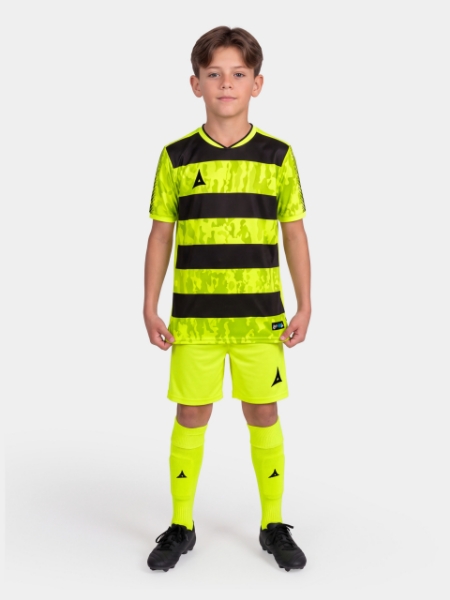 Picture of FOCUS 2 CLASSIC SHORT - NEON YELLOW