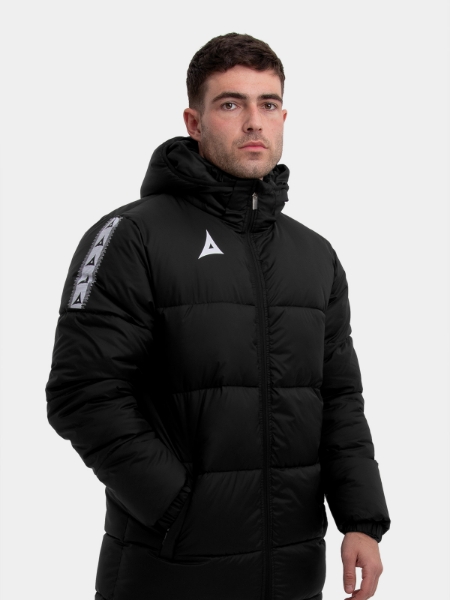 	Avec Evolve Pro Padded Jacket in Black worn by model – close shot