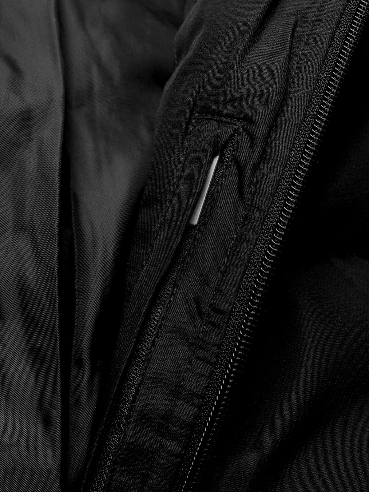 	avec evolve pro padded jacket in black – concealed pocket